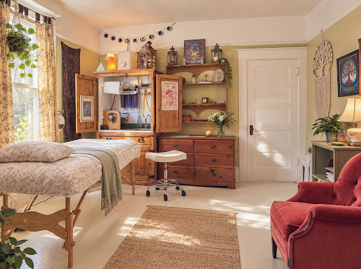 Private colon hydrotherapy treatment room at Tree of Life Colonics in Portland, Oregon